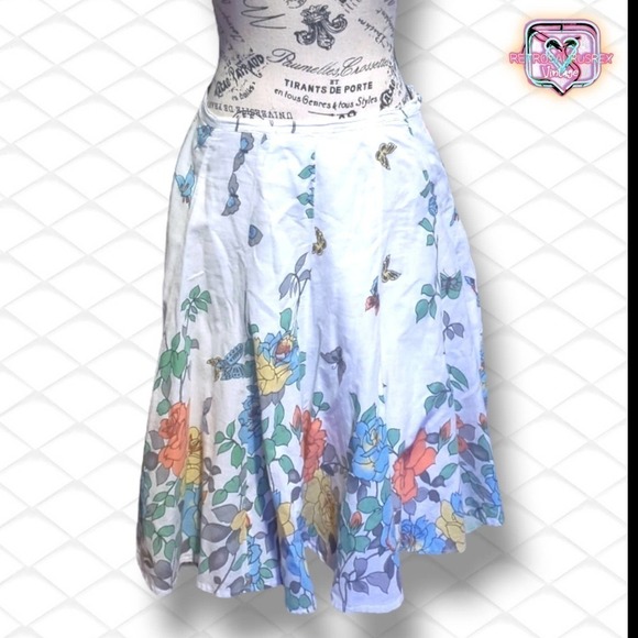 Vintage Pinup Butterfly Floral Spring Circle Skirt, Medium - Picture 2 of 6